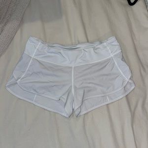 Lululemon Speed Up shorts 2.5”